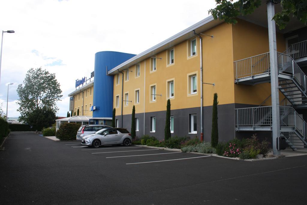 Ibis Budget Issoire Exterior photo